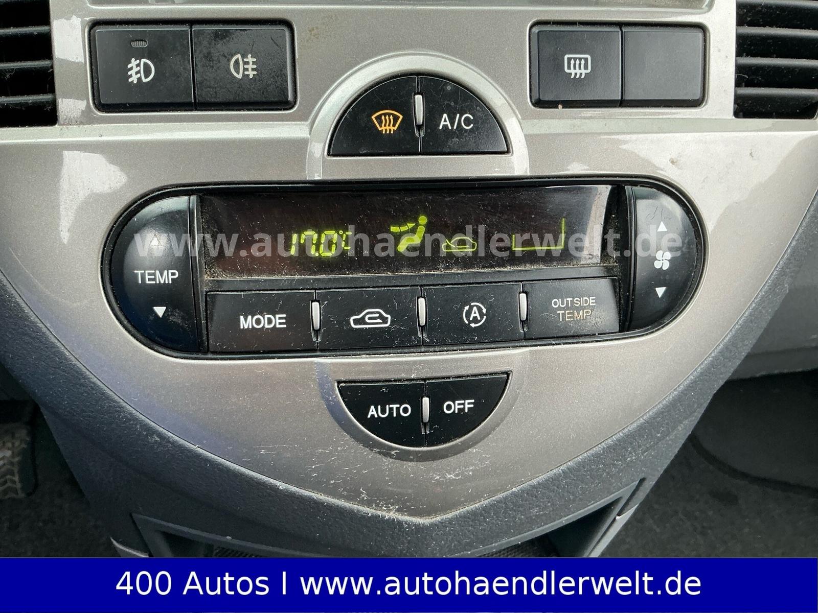 Kia Carens 2005 — photo 17