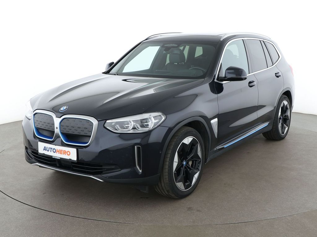 Image of BMW iX3