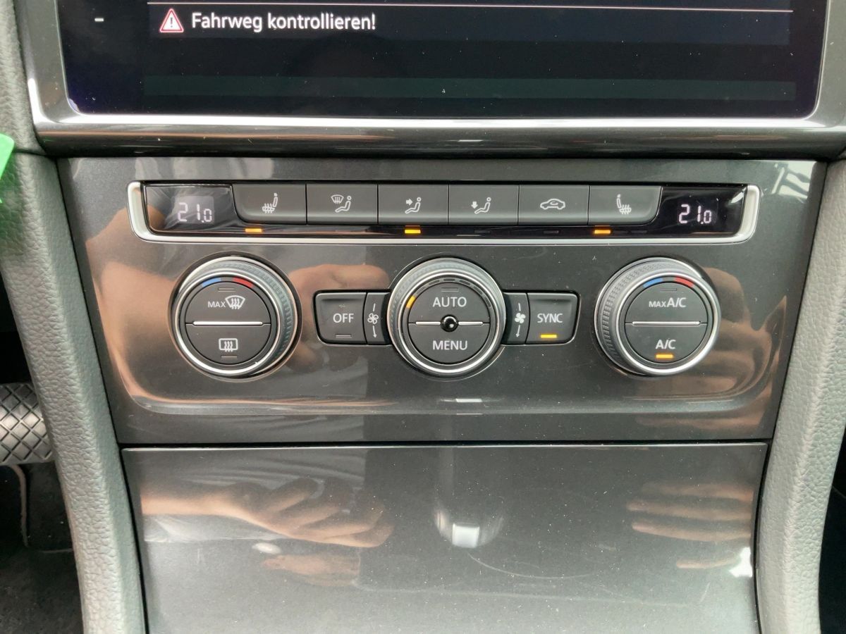 Volkswagen Golf - Bild 17