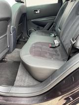 Nissan Qashqai 2.0 dCi DPF ALL-MODE 4x4 360 Automat... - Nissan Qashqai mit Diesel-Antrieb: Limousine
