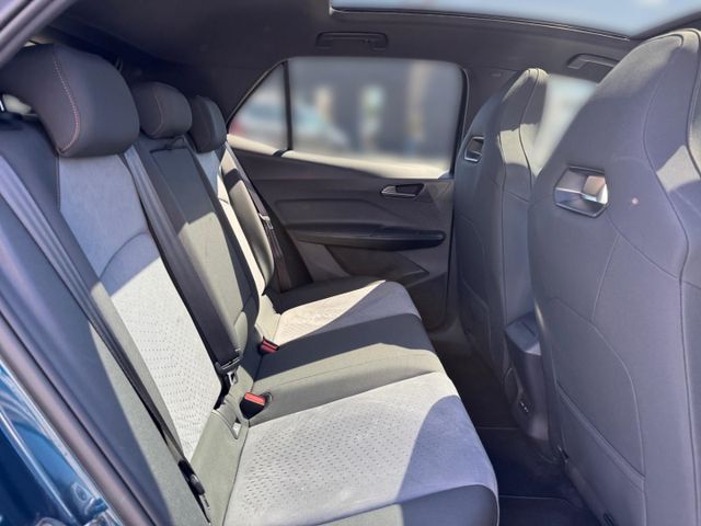 Born 58kWh Navi Wärmep. HuD 20'' Glasdach ACC