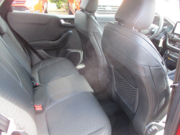 Ford Puma Titanium X+ PDC + B&O + LED + 7.Jahre Garan