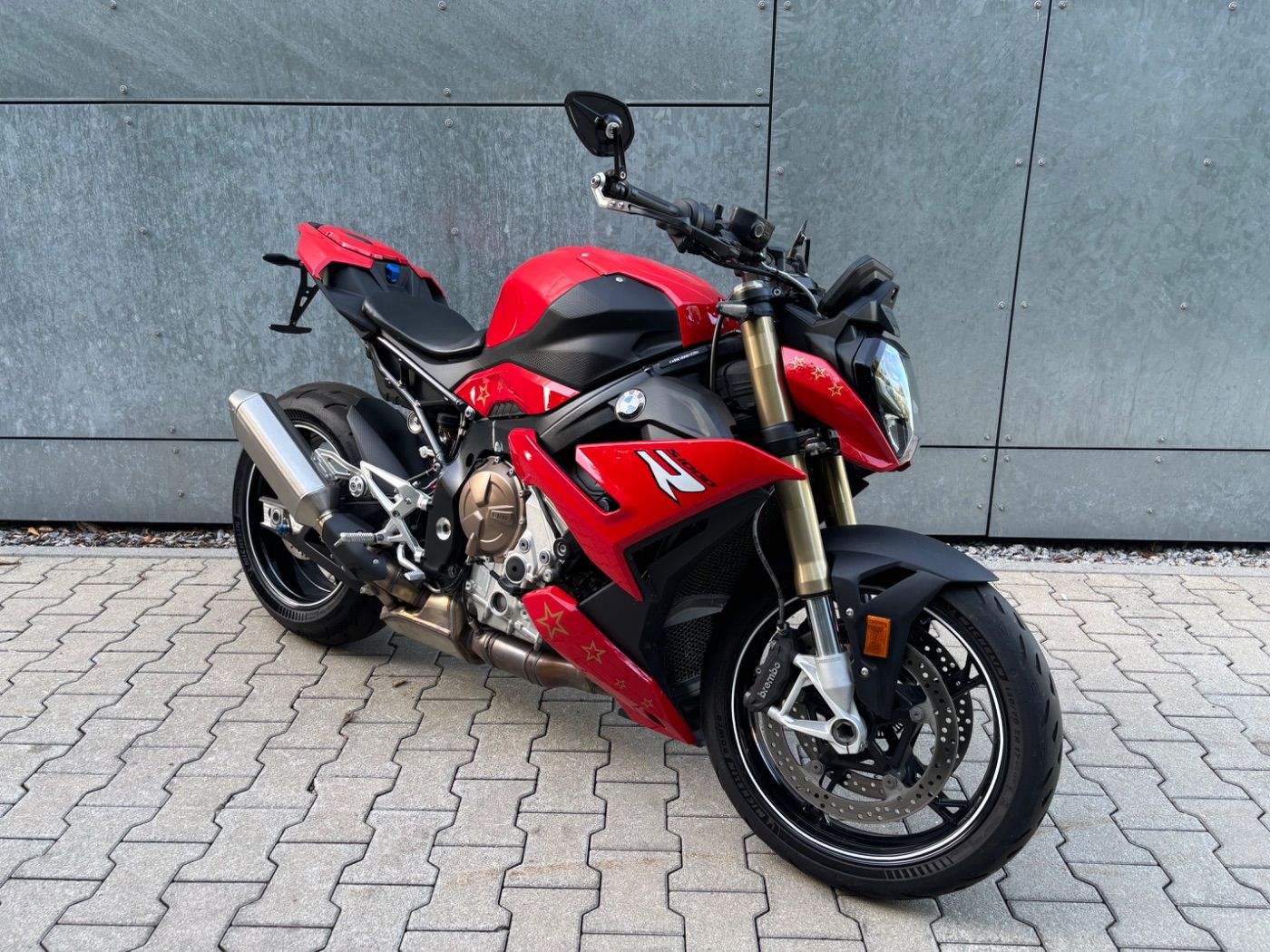 Fahrzeugabbildung BMW S 1000 R Dynamikpaket Kurzer Kennzeichenhalter