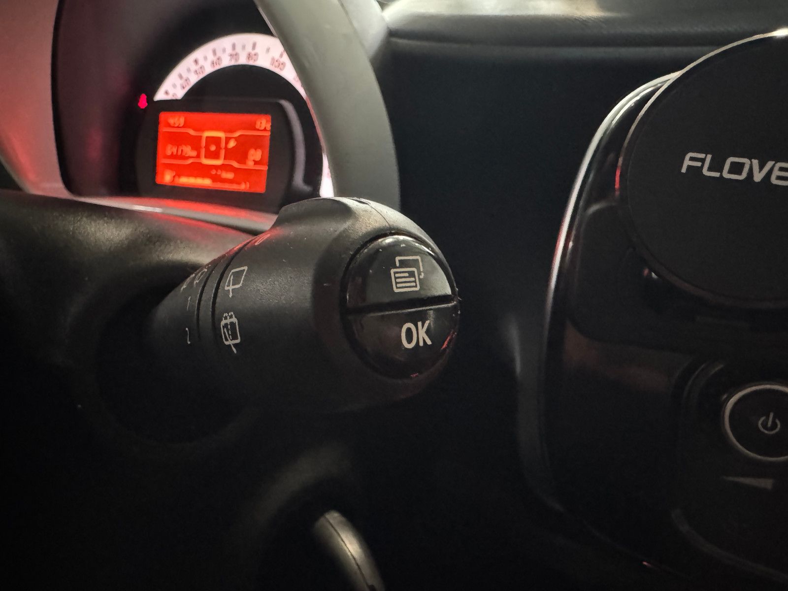Fahrzeugabbildung Smart ForTwo Coupe 52 KW FACELIFT TEMPOMAT KLIMA SHZT
