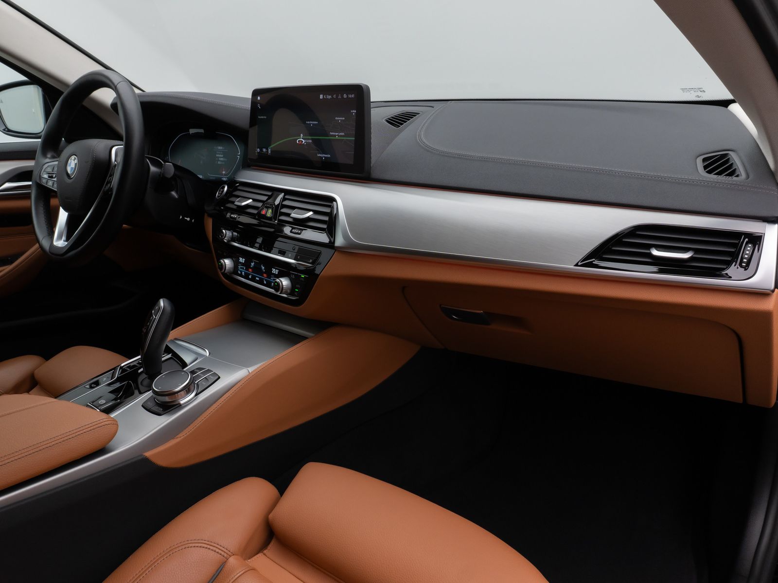 Fahrzeugabbildung BMW 530d xD Luxury Line 360° Laser HUD HiFi Komfort