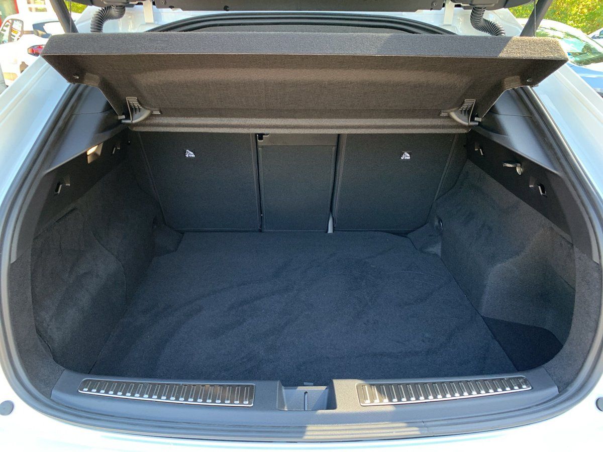 Renault Rafale - Bild 12