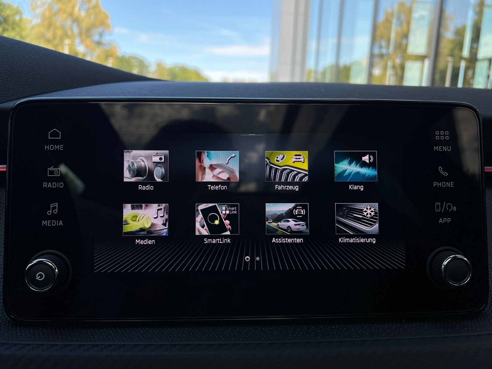 Fahrzeugabbildung SKODA Kamiq Monte Carlo 1.5 TSI DSG *AHK vorb., Matrix