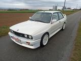 BMW M3 E30 extrem gepflegtes dt. Fahrzeug,unfallfrei - BMW M3: E30