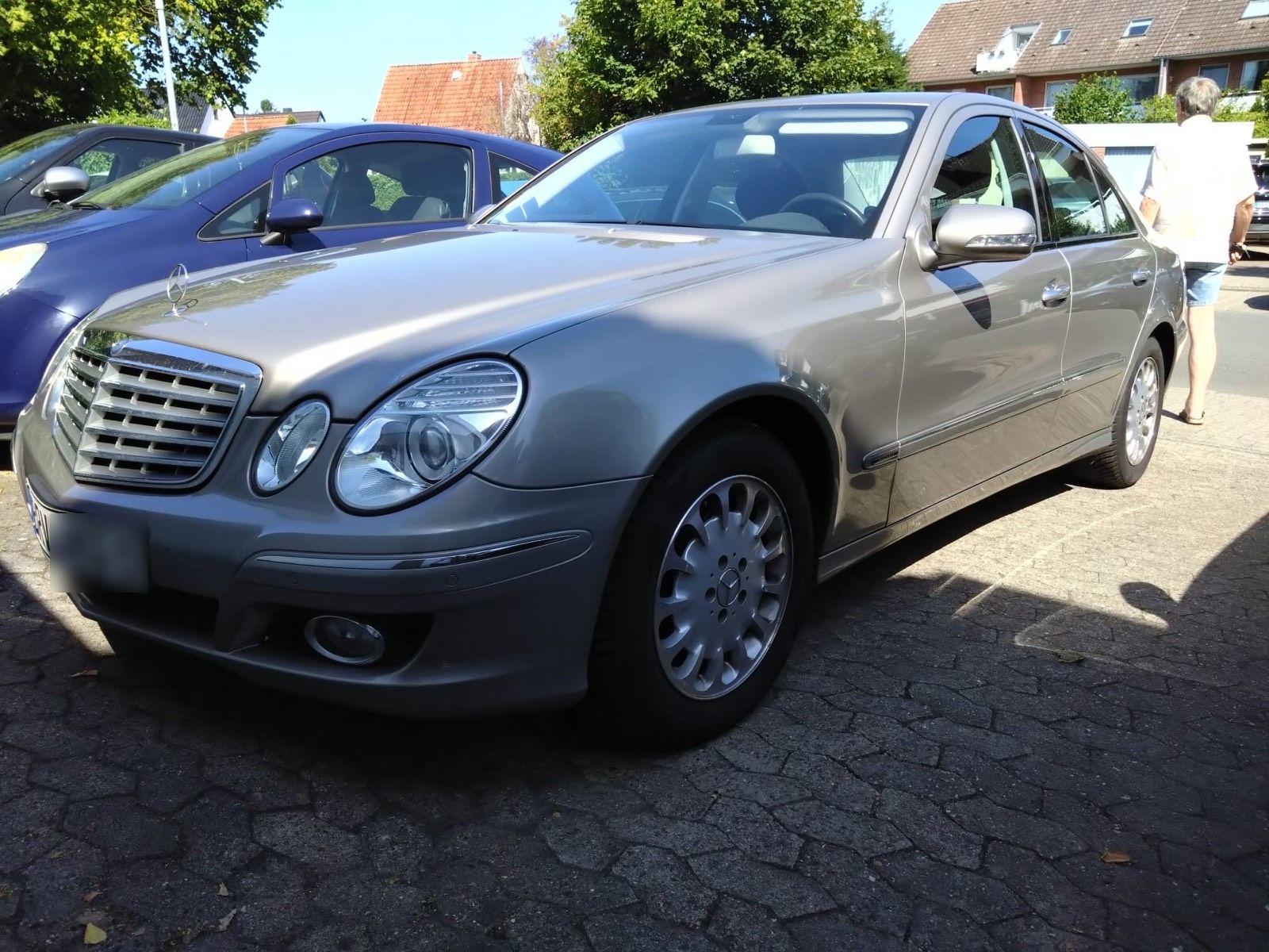 Mercedes-Benz E 220