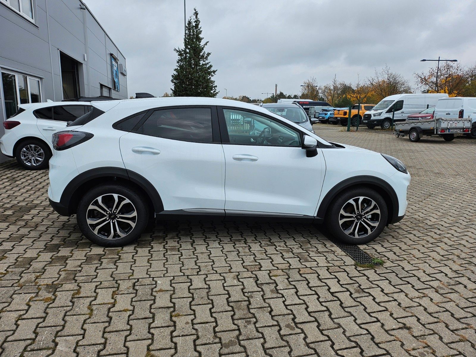 Fahrzeugabbildung Ford Puma Titanium