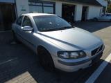 Volvo S60 2.4 Comfort - Volvo aus 2001