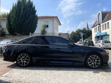 BMW 740 - 4