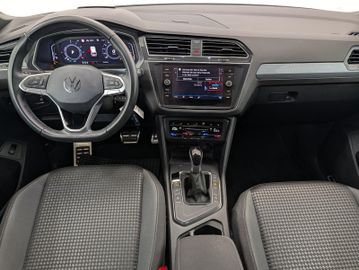 Volkswagen Tiguan - 11