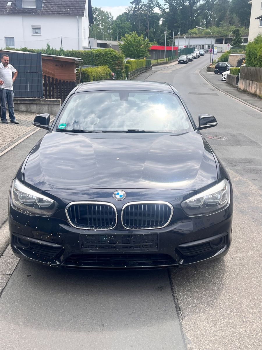 BMW 118i -