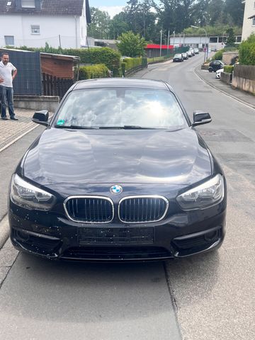 BMW 118i -