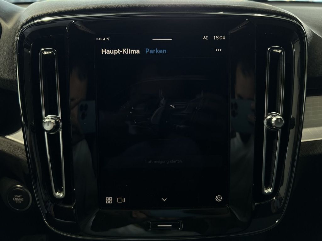 Volvo XC40 B3 Plus Dark ACC BLIS 360° H/K LED Navi SHZ