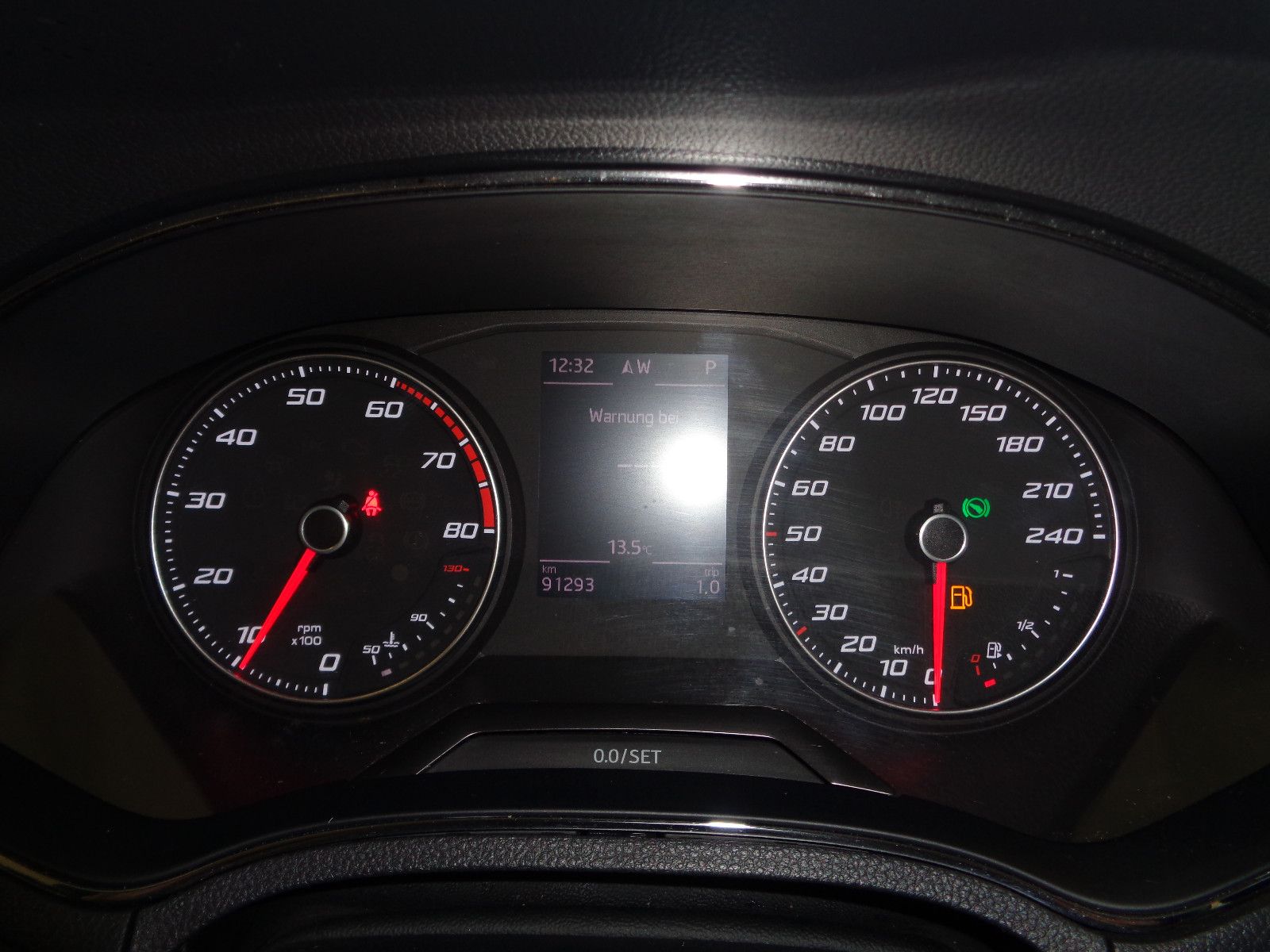 Fahrzeugabbildung SEAT Arona 1.0 EcoTSI Start&Stop 85kW XCELLENCE DSG