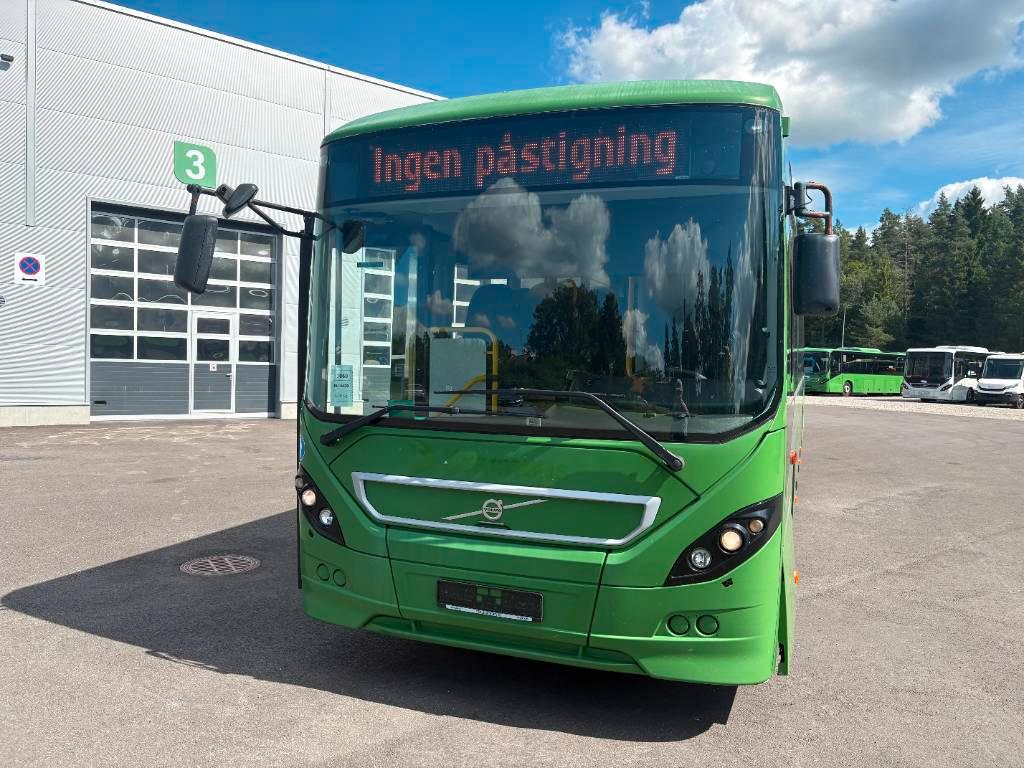 Volvo 8900