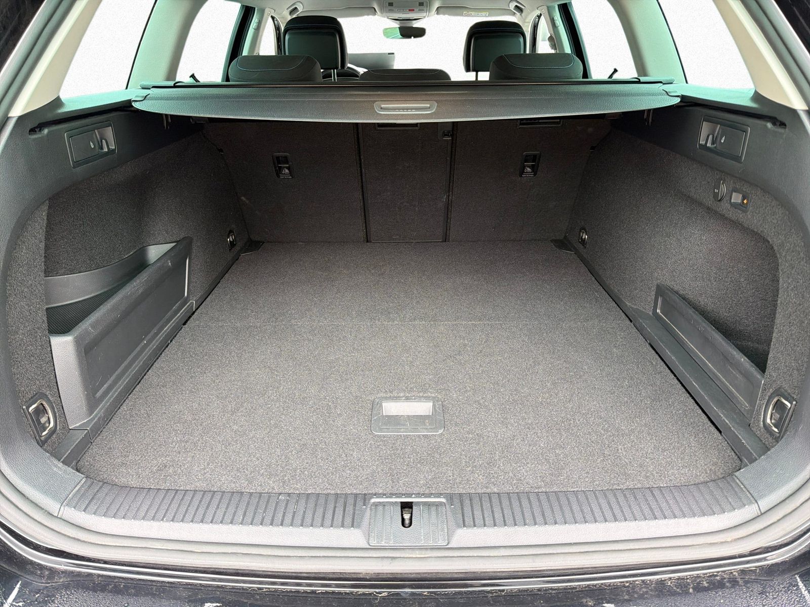 Volkswagen Passat - Bild 9