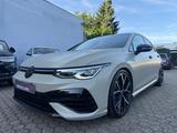 Volkswagen Golf VIII Lim. R 4Motion*ACC*Harmann Kardon*Akra - Volkswagen Golf: Sportwagen