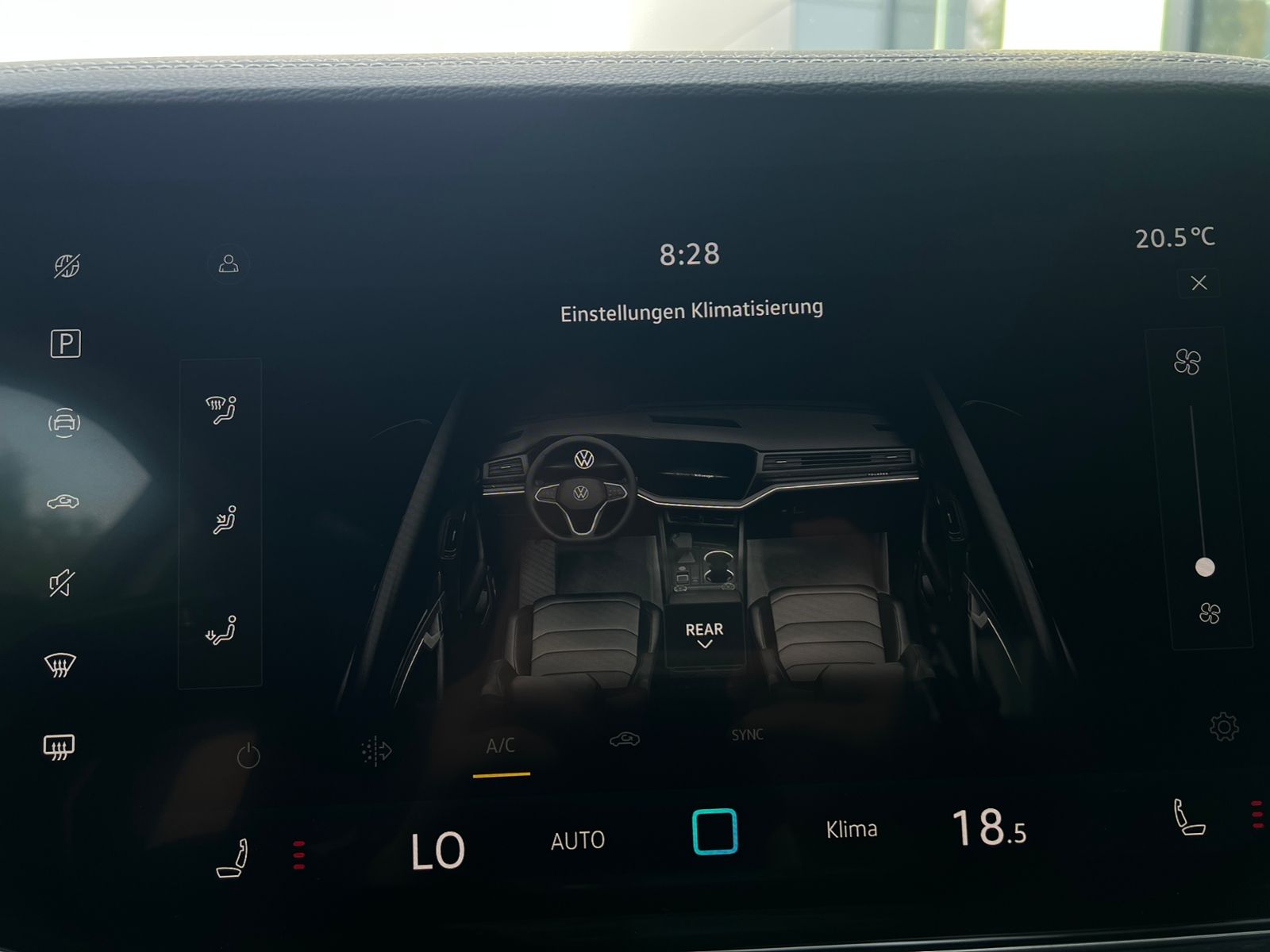 Fahrzeugabbildung Volkswagen Touareg 3.0 TDI 4MOTION *AHK, LED, Luft, ACC, 19