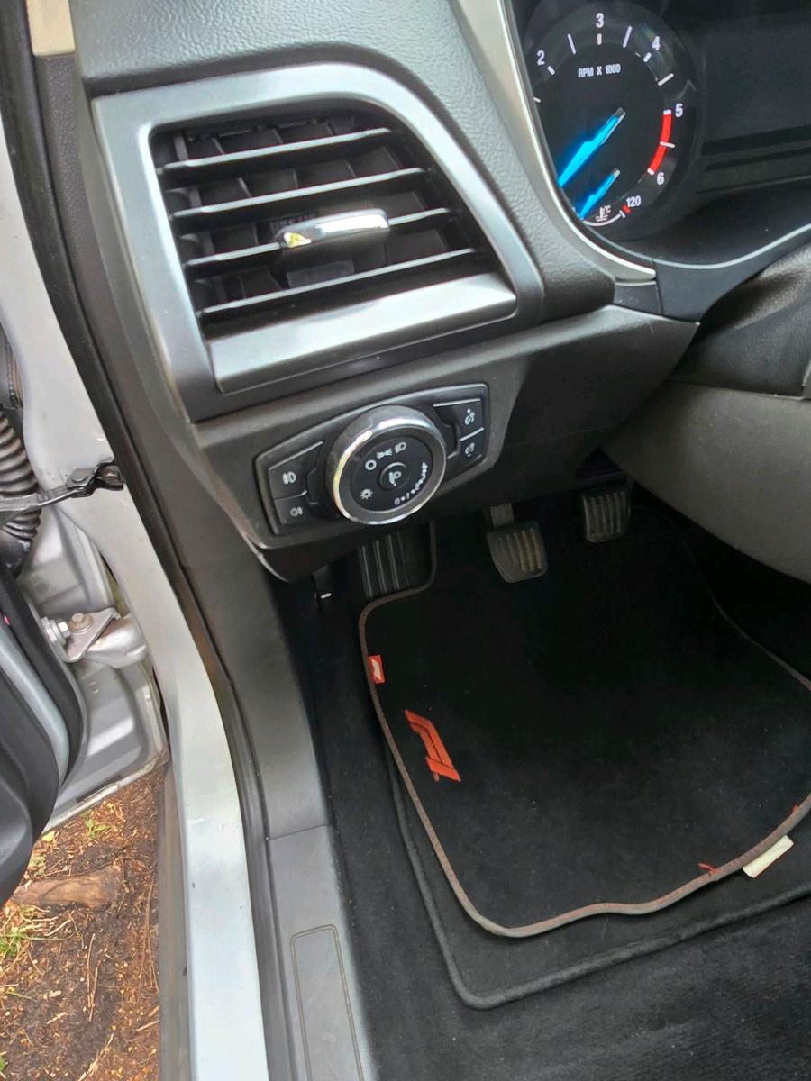 Ford Mondeo 2015 — photo 5