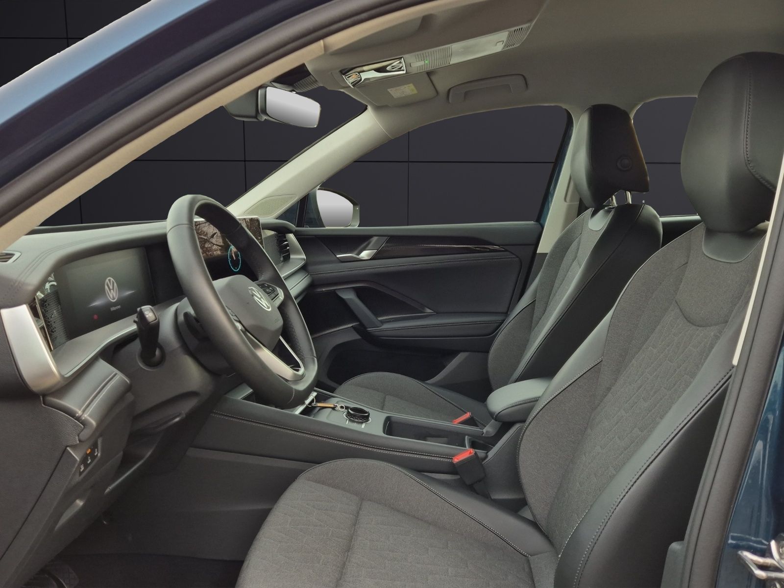 Fahrzeugabbildung Volkswagen Tayron TDI Life DSG 4M Matrix 7-Si. AHK Navi AID