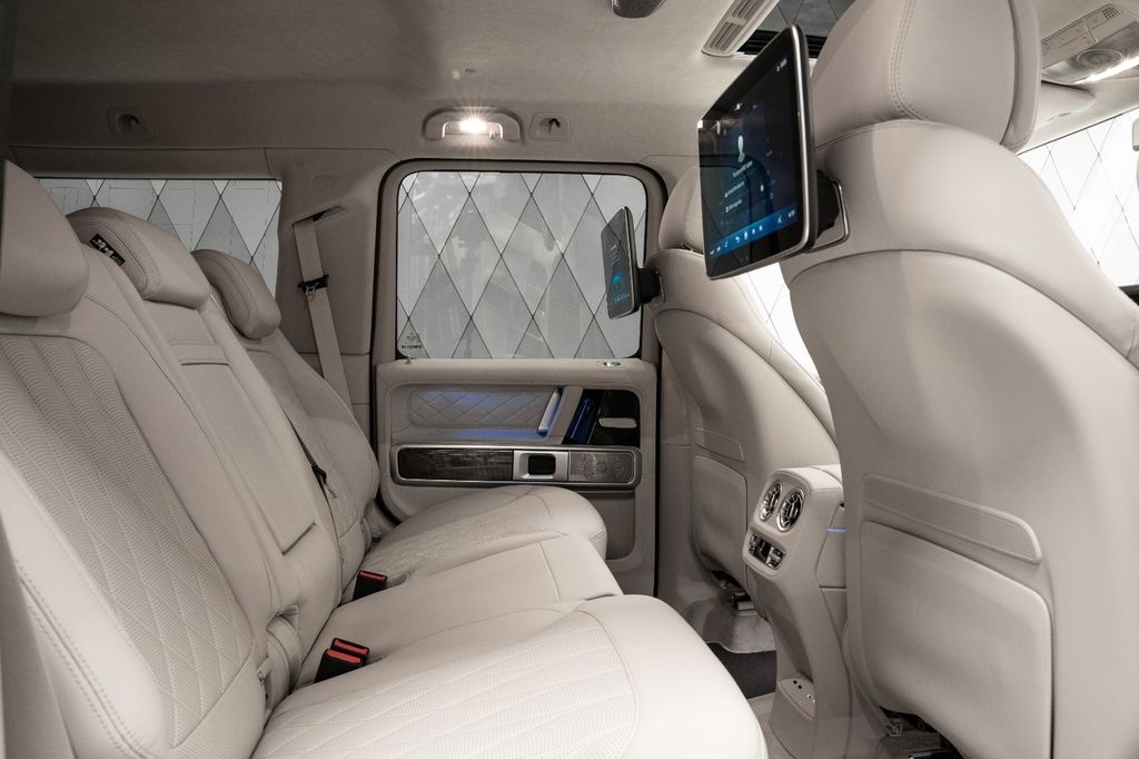 G 63 AMG BRABUS G700 MATT BLUE/BEIGE CARBON FULL - Bild 17