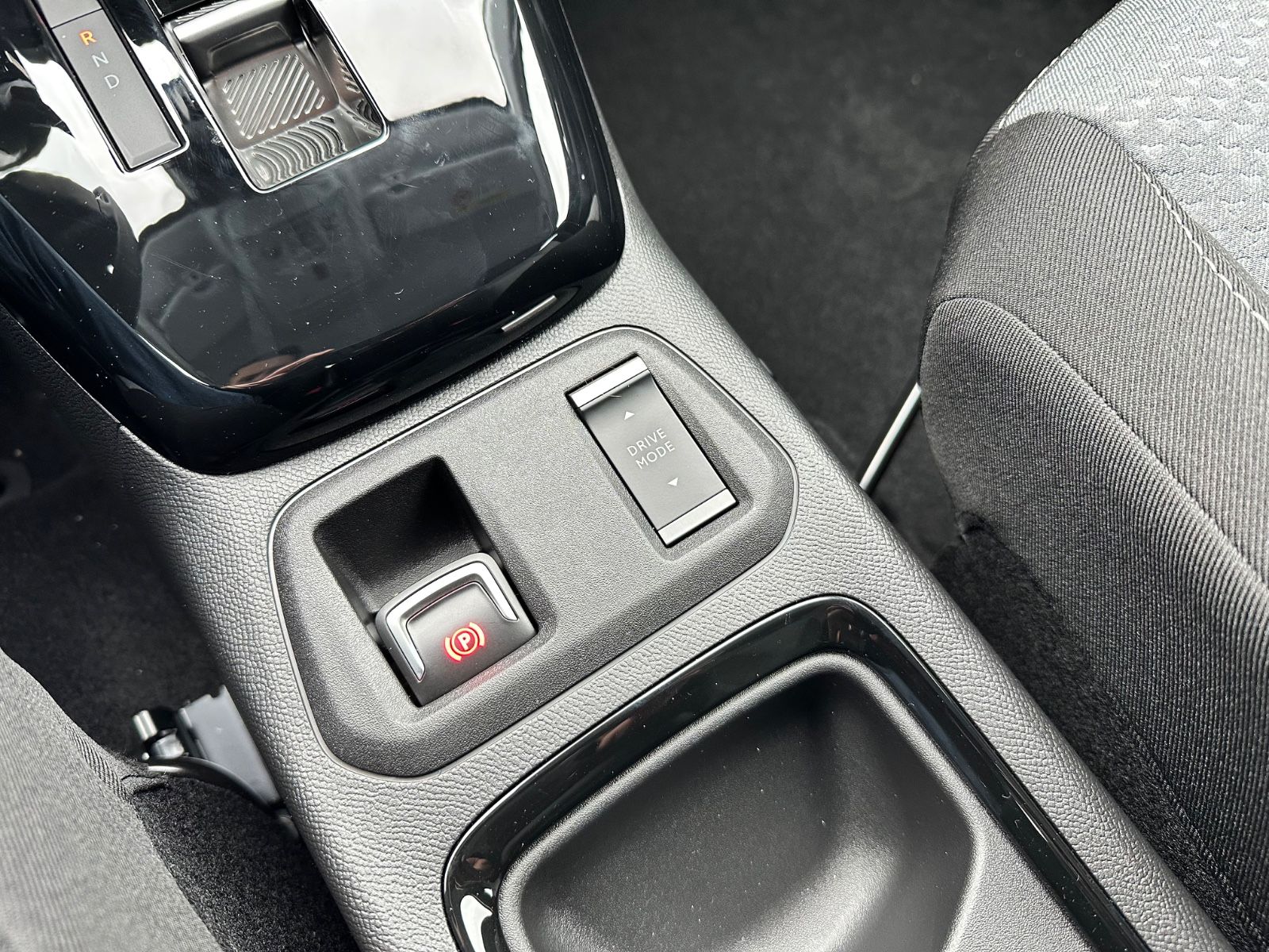 Fahrzeugabbildung Opel Corsa Edition 48V Hybrid Allw.*Sitzh.*Komfortp.