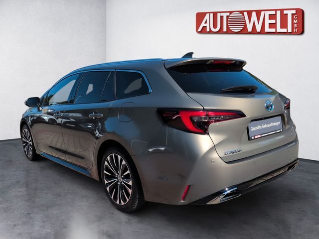 Fahrzeugabbildung Toyota Corolla Touring Sports 1.8 Team D KlimaA,LED,LM