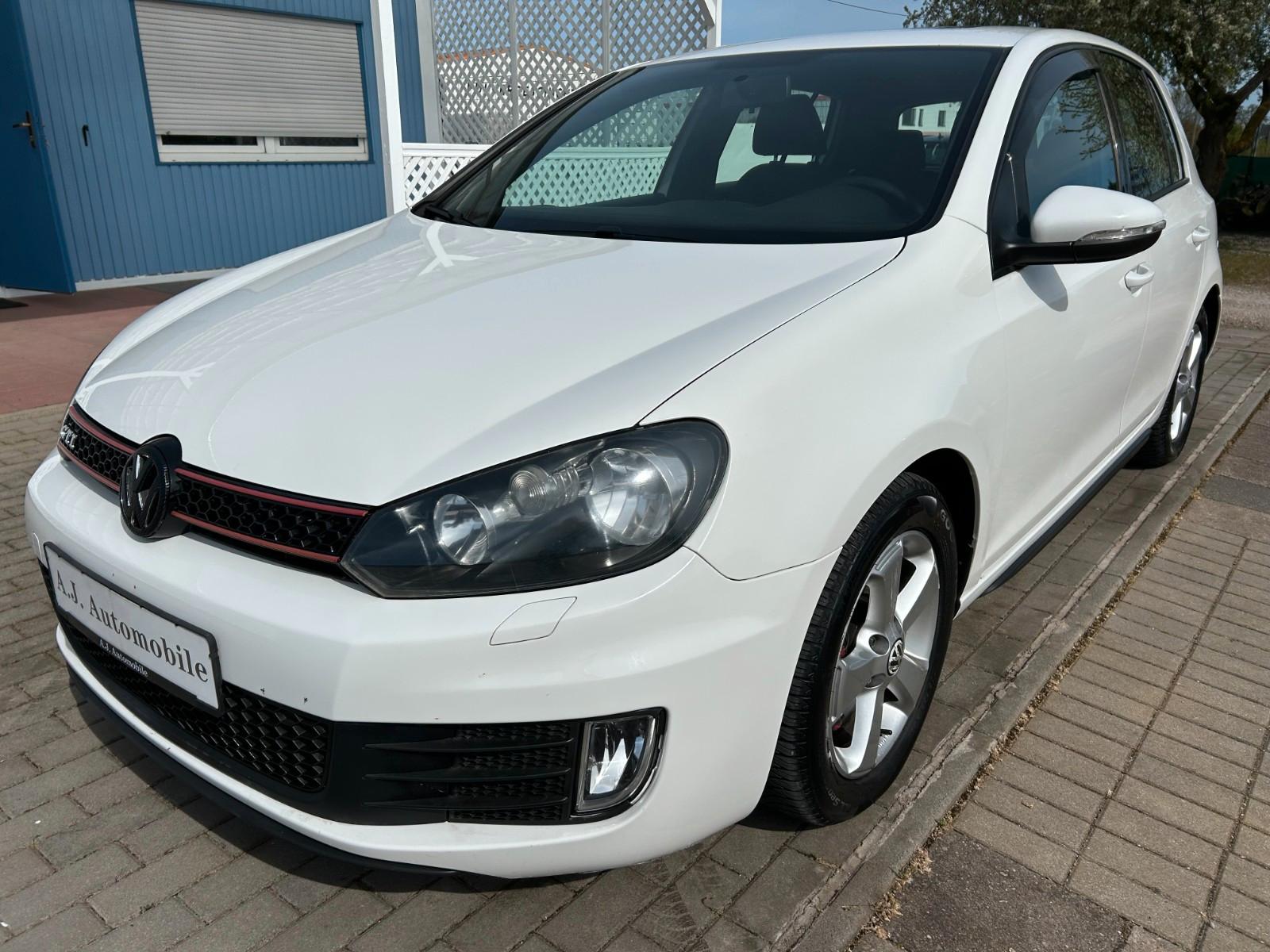 Volkswagen Golf 2.0 TSI GTI