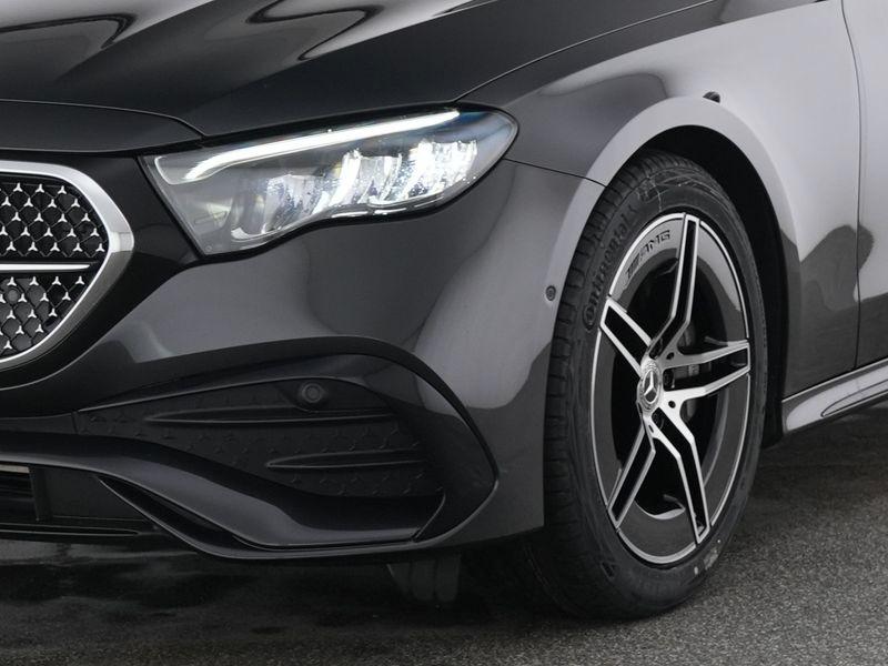 Mercedes-Benz E 220 T d , AMG NIGHT AHK DISTR KAMERA PANO PDC
