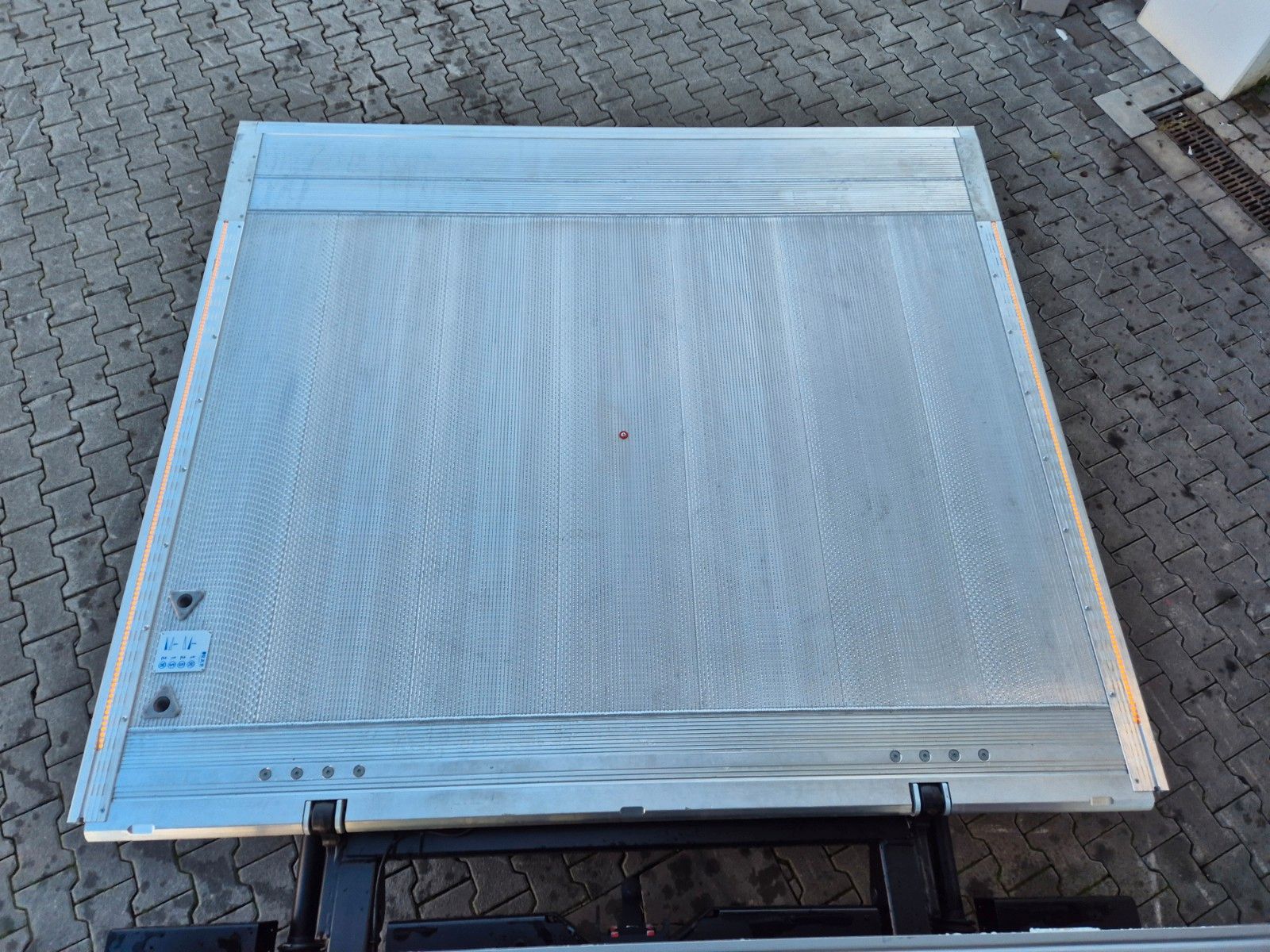 Fahrzeugabbildung Iveco AT190S40/FP Böse Schwenkwand LBW AHK