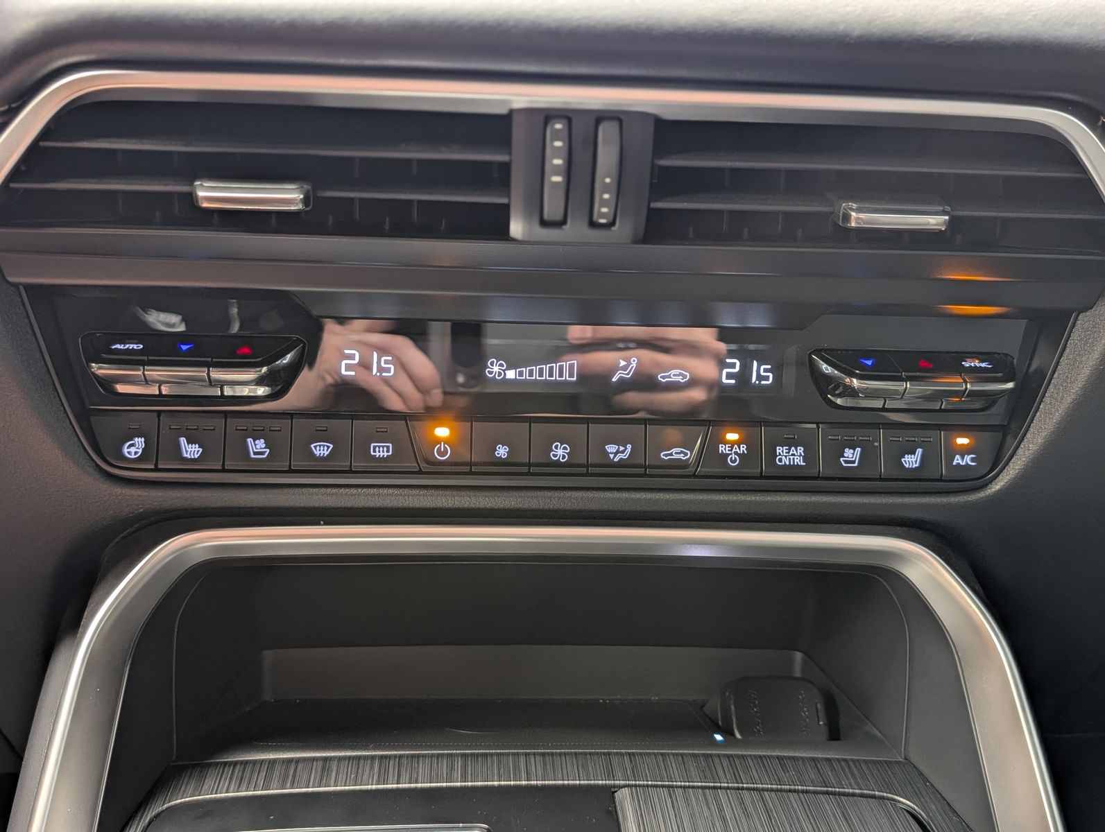 Fahrzeugabbildung Mazda CX-80 3.3L Homura PlusPANO*HUD*BOSE*NAPPA*7SIT