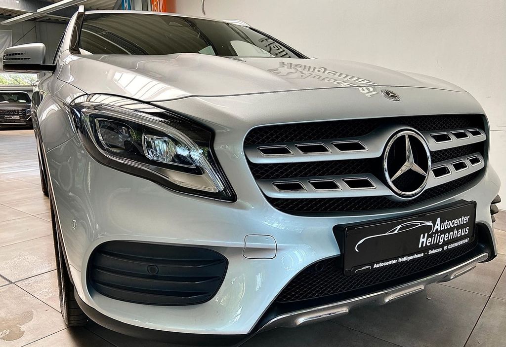 Image of Mercedes-Benz GLA 200