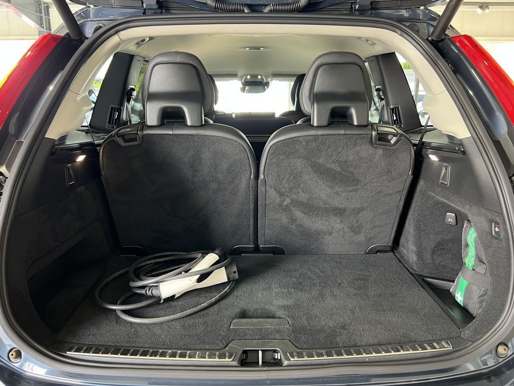 Volvo XC90 T8 R-Design Expression Recharge AWD 22'' HU