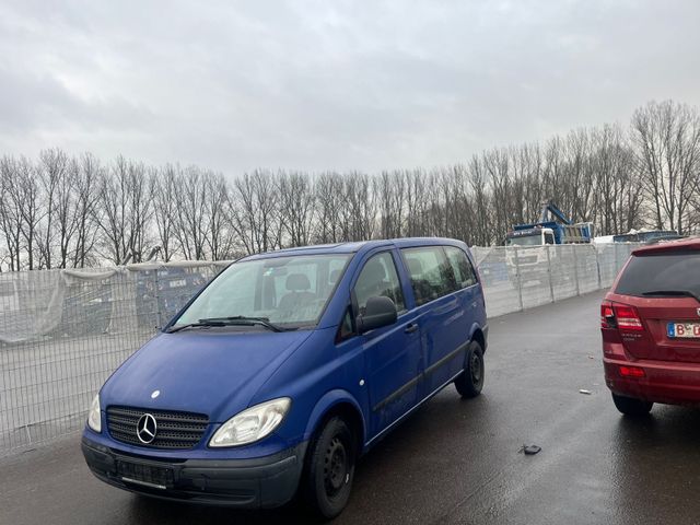 Mercedes-Benz Vito lang Version 7 sitzen