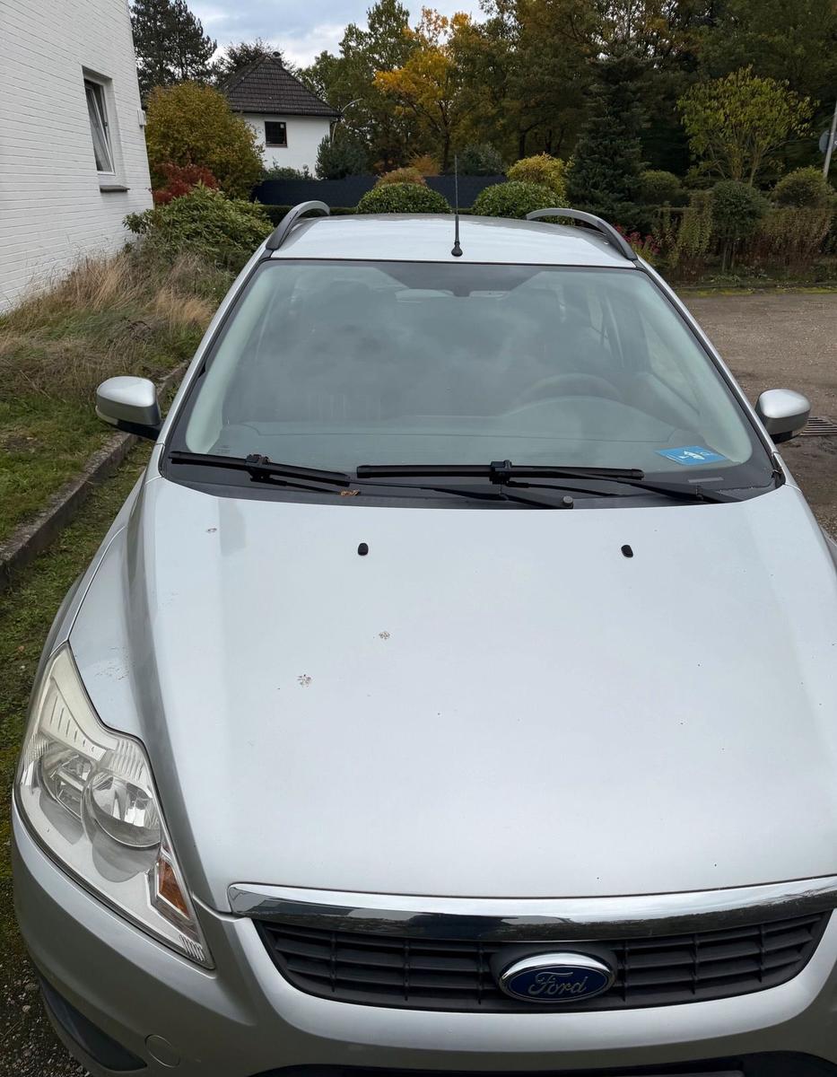 Ford Focus 2009 — engine 190 HP (140kW)