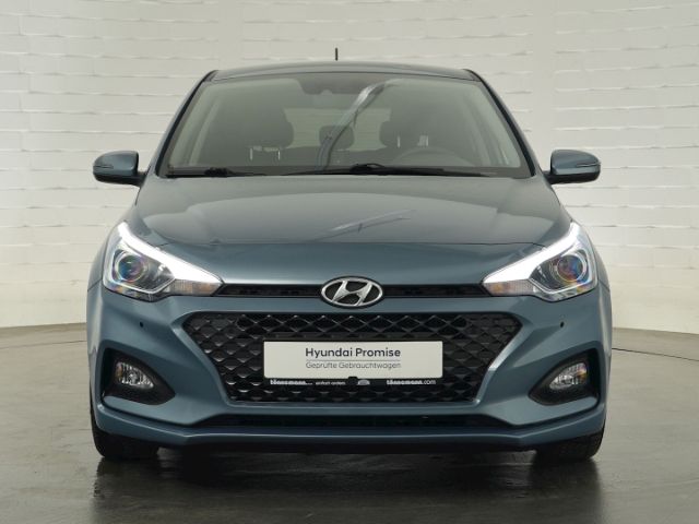 i20 STYLE DCT+NAVI+RÜCKFAHRKAMERA+SITZ-/LENKRADH