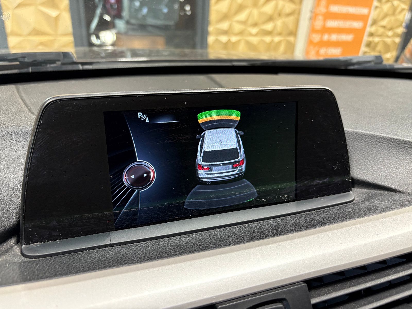Fahrzeugabbildung BMW 325 Baureihe 3 Touring 325 d/NAVI/PDC/SHZ/KLIMA/