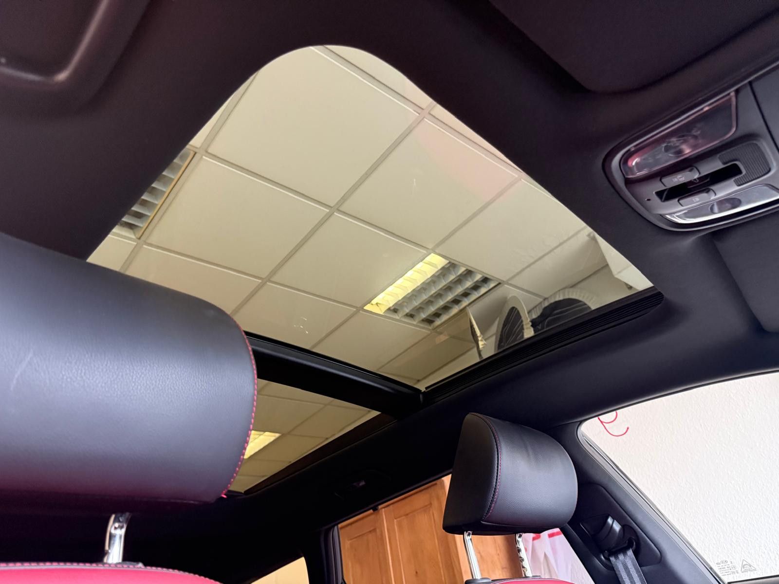 Fahrzeugabbildung Kia Optima Sportswagon GT /SCHECKHEFT/SPORTABGAS