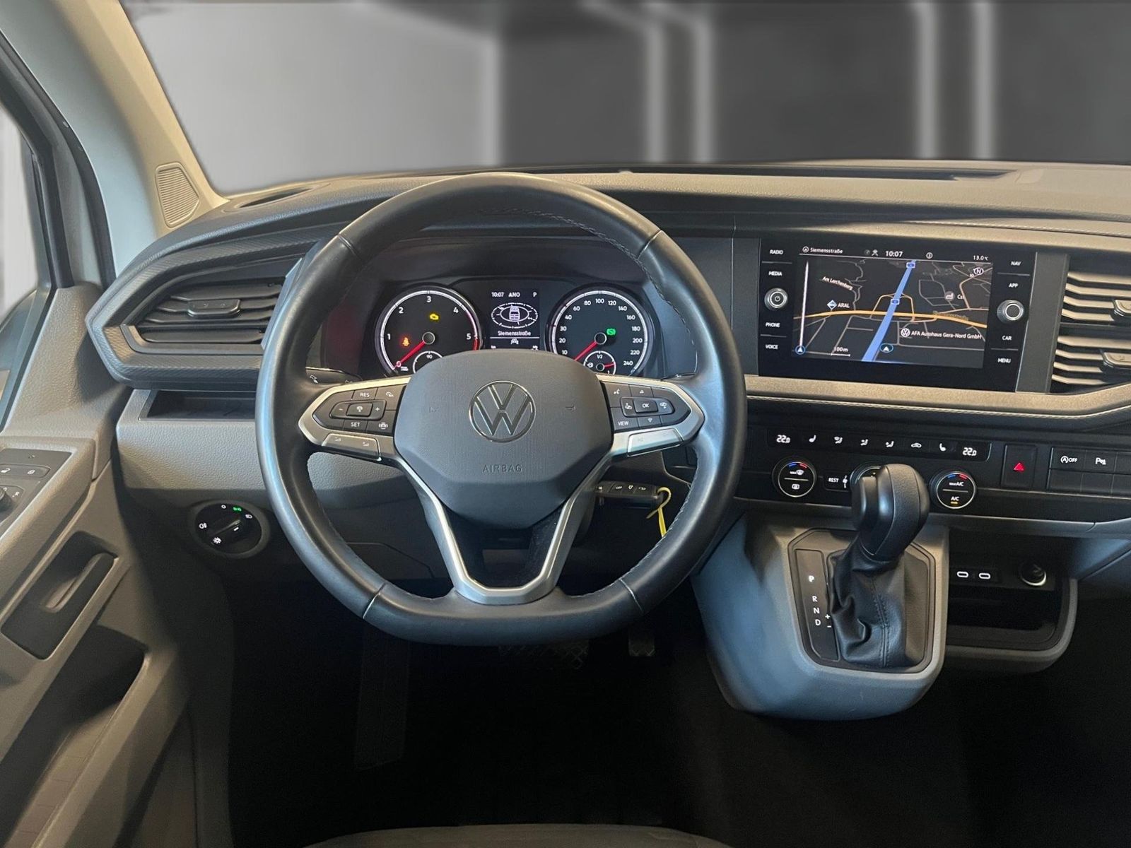 Volkswagen T6 Caravelle - Bild 10