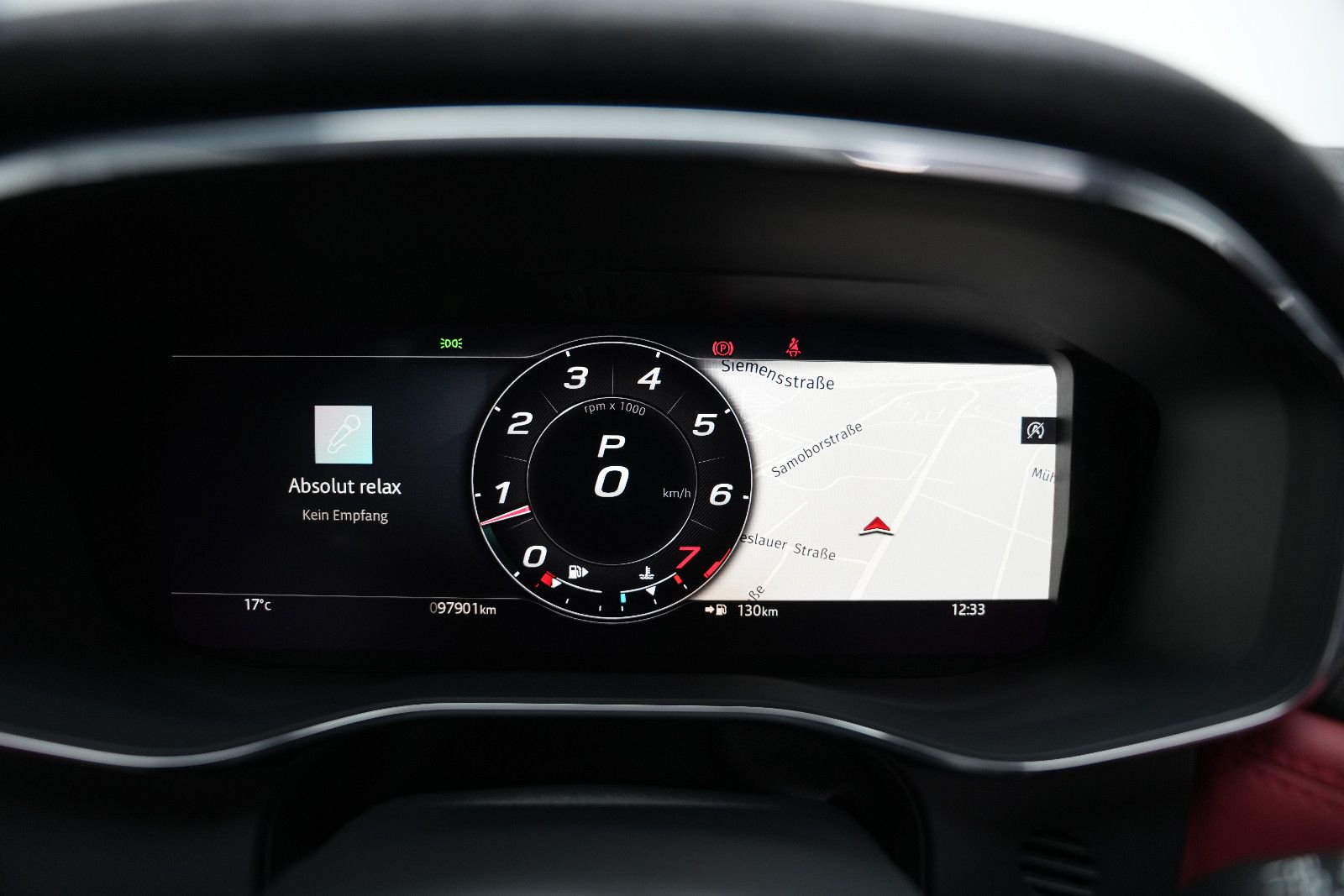 Fahrzeugabbildung Jaguar F-Pace SVR *Panorama*MeridianSurround*360°Memory