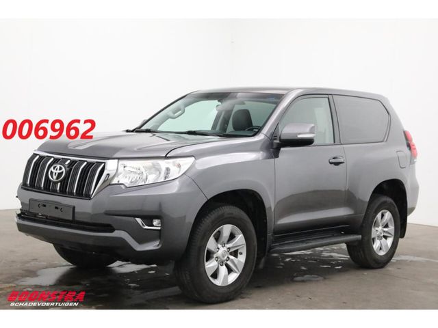 Toyota Land Cruiser 2.8 D-4D Aut. 4WD LKW/VAN Leder Nav