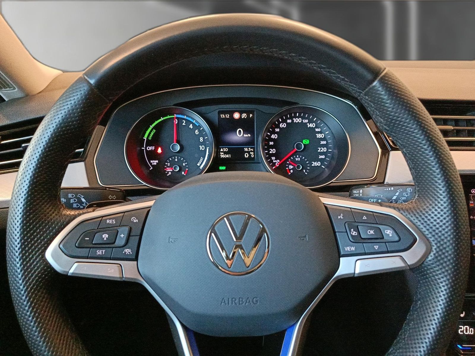 Volkswagen Passat Variant - Bild 12