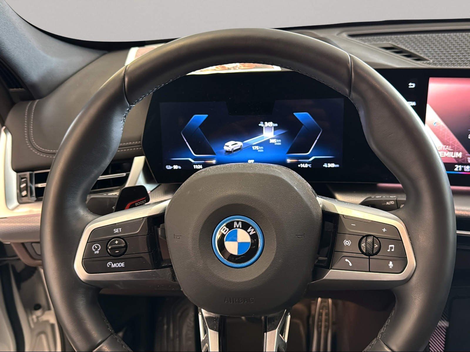 BMW iX1 - Bild 16