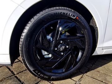 Hyundai i20 1.0 T-GDI Blackline (90PS) Sonderausstattung