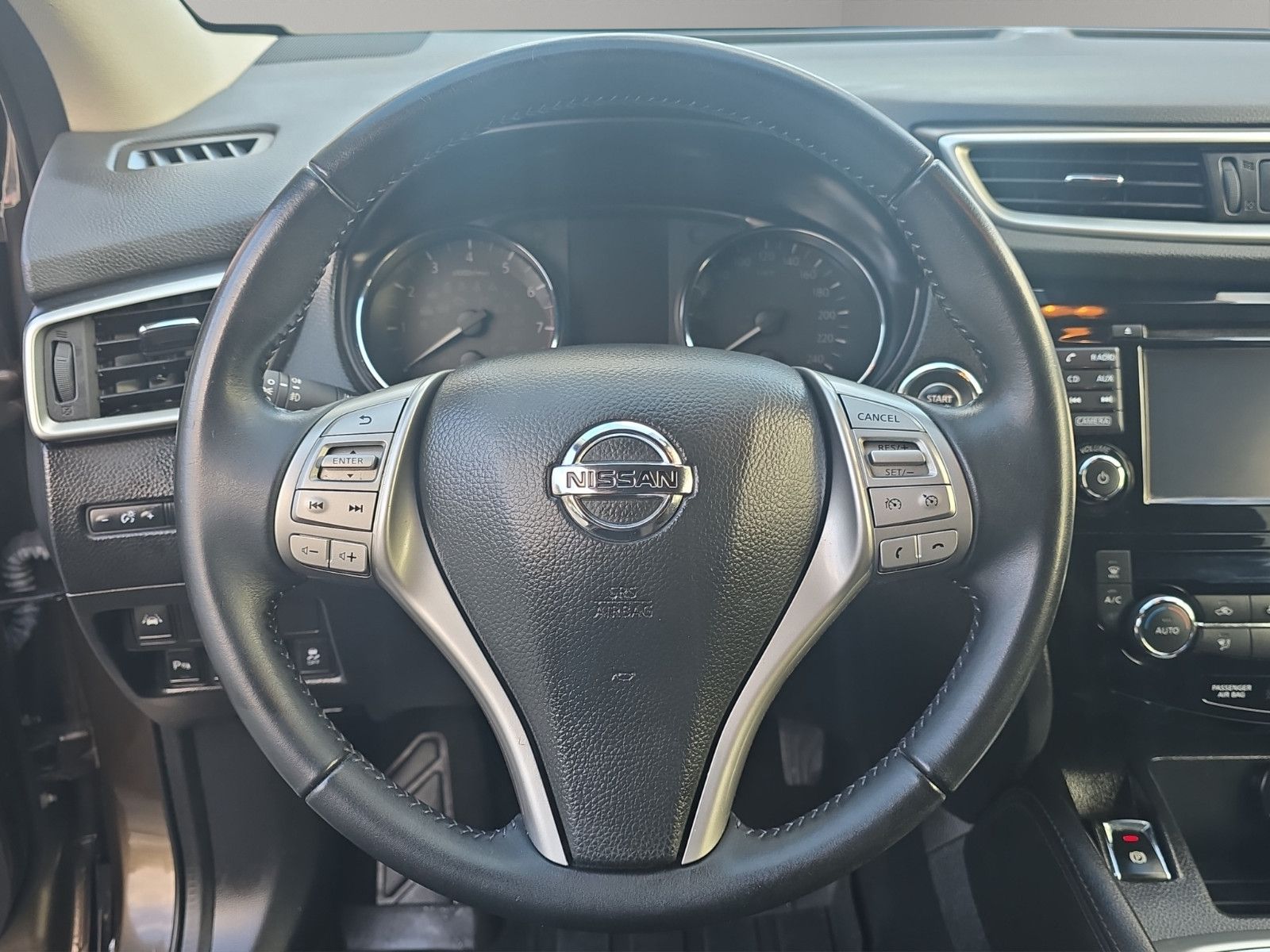 Fahrzeugabbildung Nissan Qashqai 360°KAMERA*NAVI*KEYLES GO*