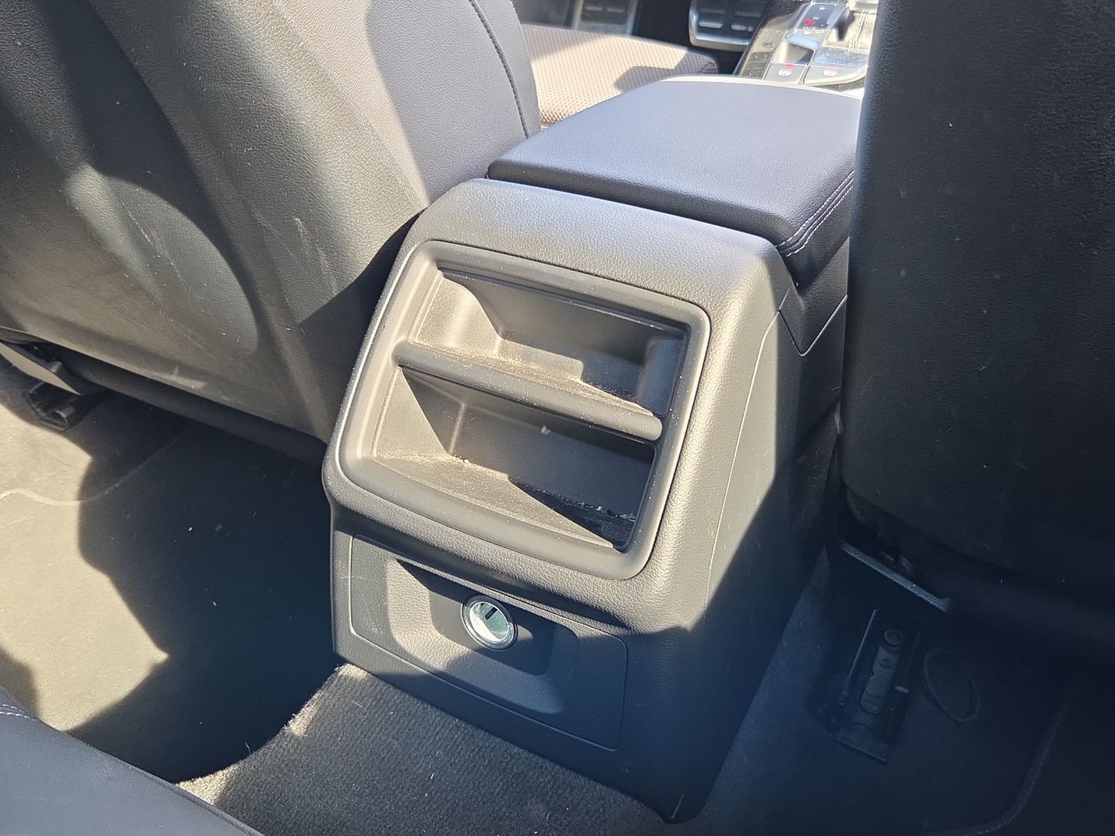 Audi A4 - Bild 17