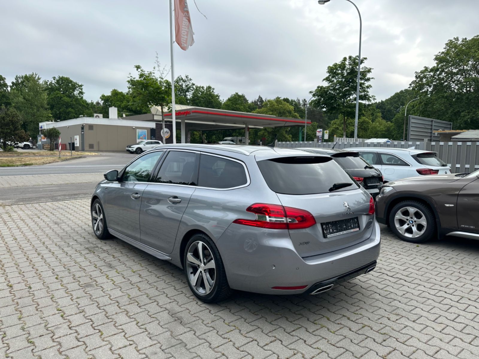 Fahrzeugabbildung Peugeot 308 2.0 SW GT Blue-HDI*Navi*Panorama*LED*Sound*